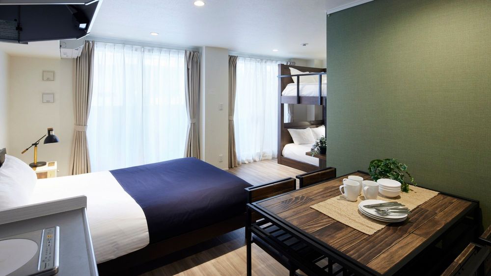 hotel-room-image
