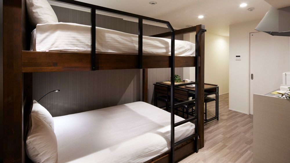 hotel-room-image