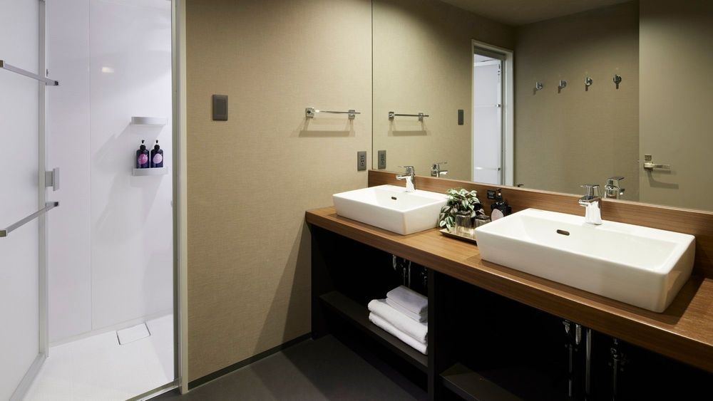 hotel-room-image
