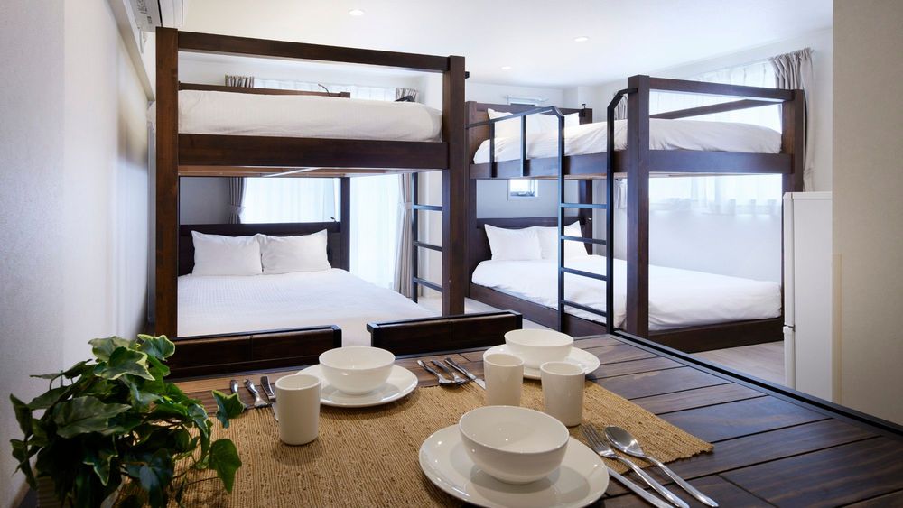 hotel-room-image