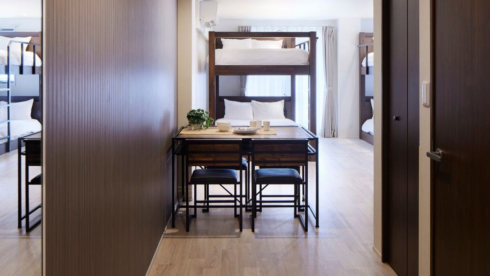 hotel-room-image