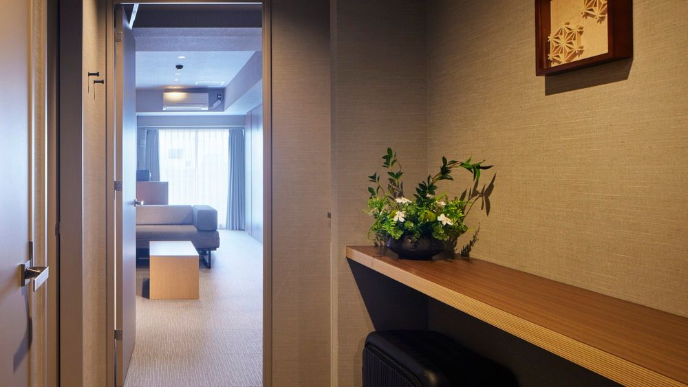 hotel-room-image