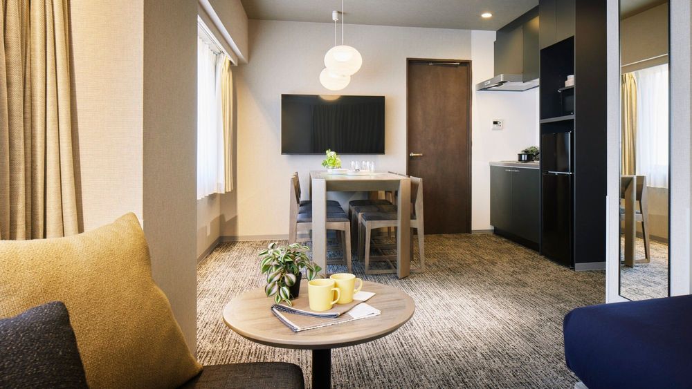 hotel-room-image