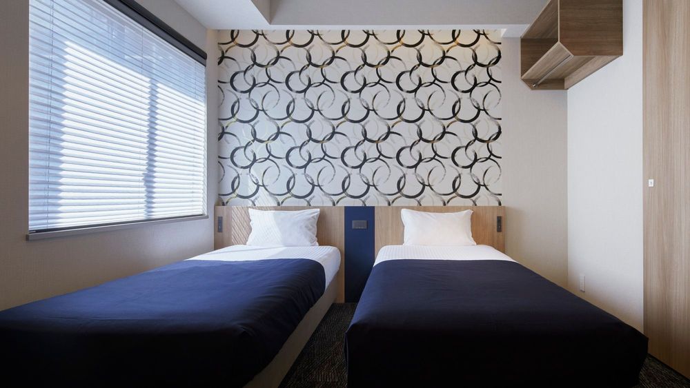 hotel-room-image