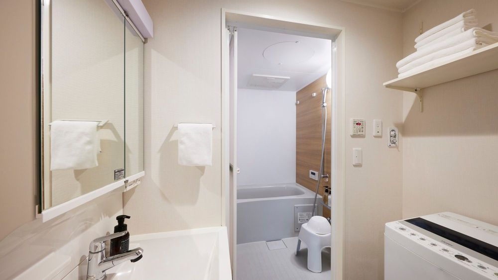 hotel-room-image