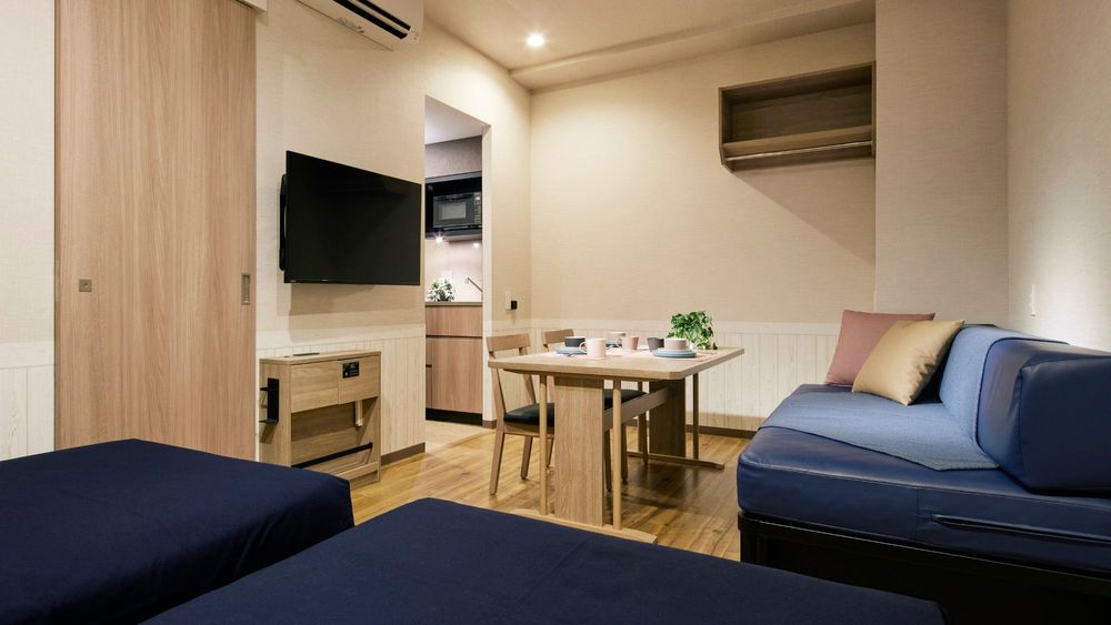 hotel-room-image