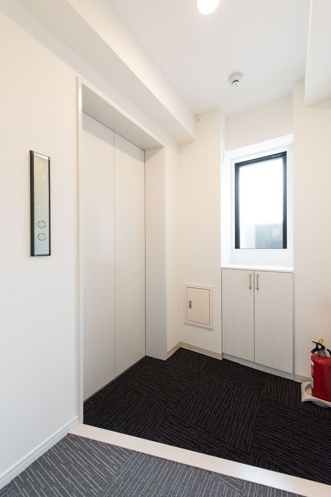hotel-room-image