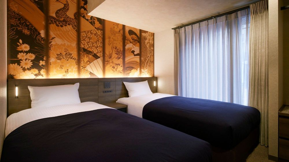 hotel-room-image