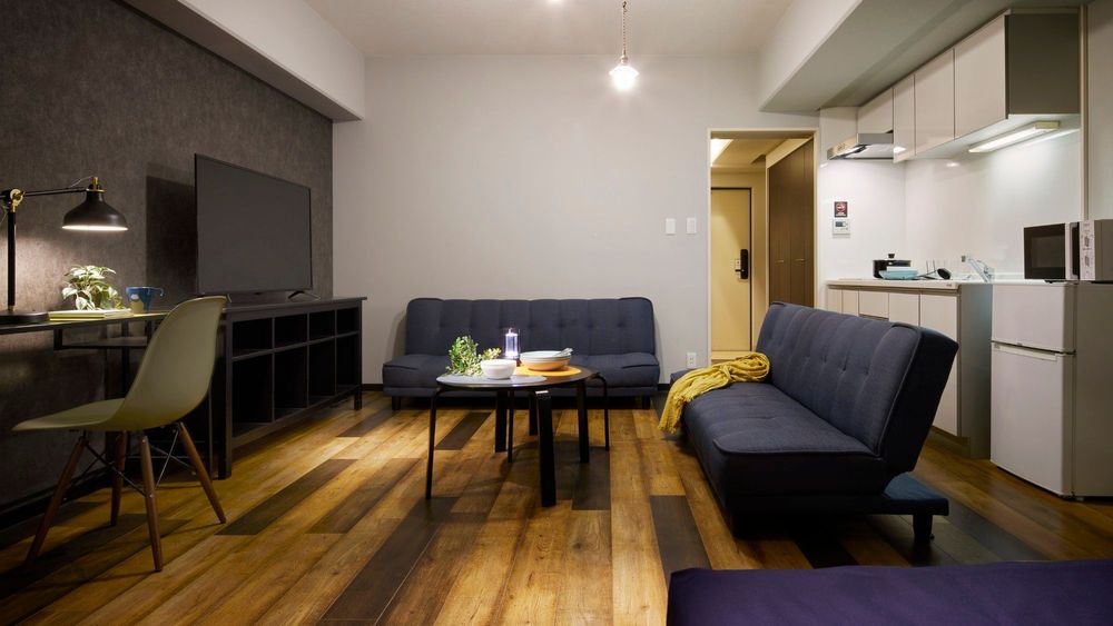 hotel-room-image