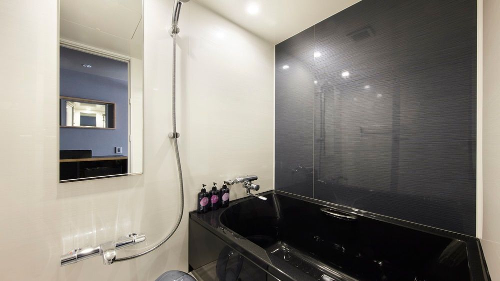 hotel-room-image