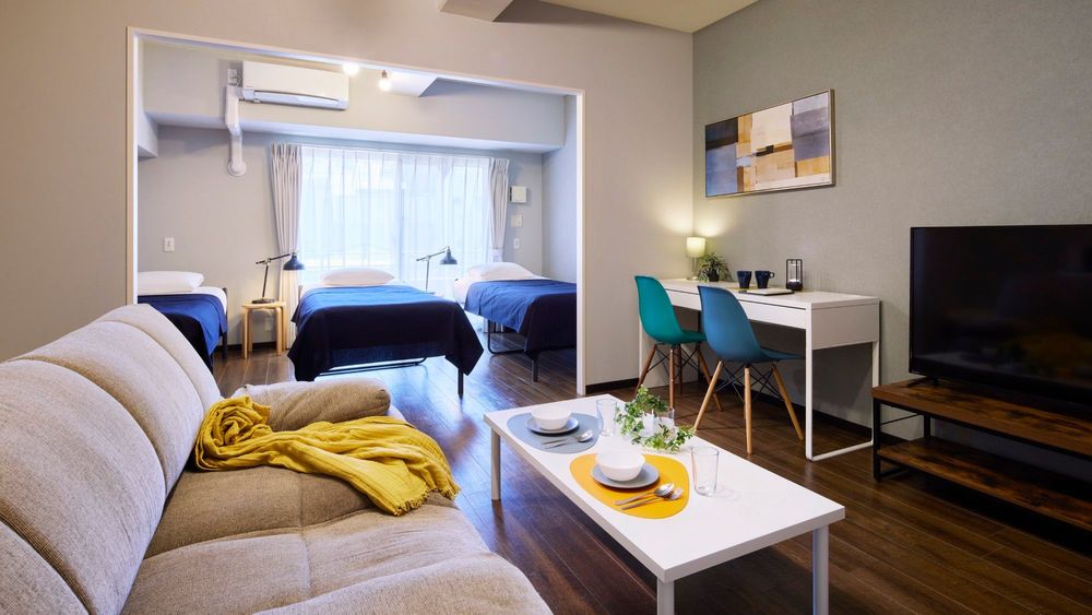 hotel-room-image
