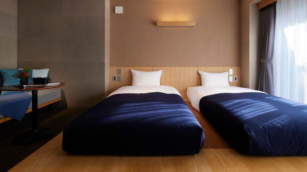 hotel-room-image