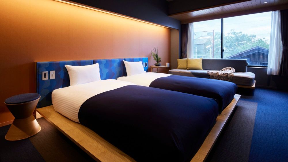 hotel-room-image