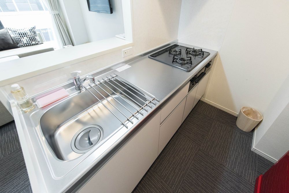 hotel-room-image
