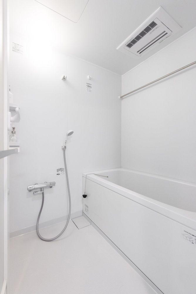 hotel-room-image