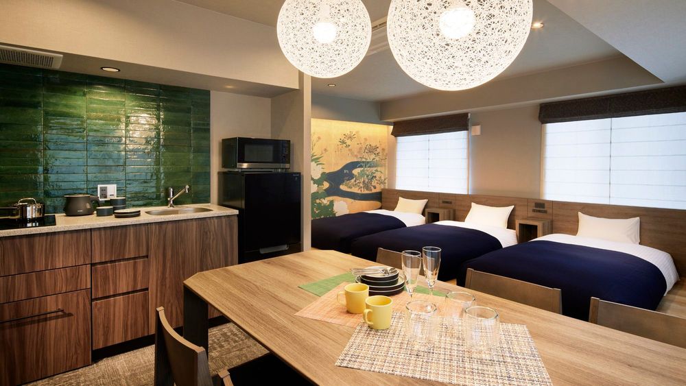 hotel-room-image