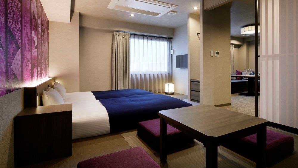 hotel-room-image