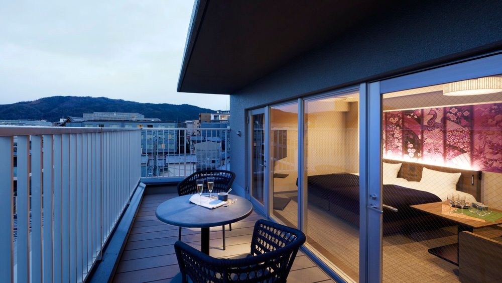 hotel-room-image