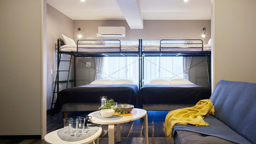 hotel-room-image