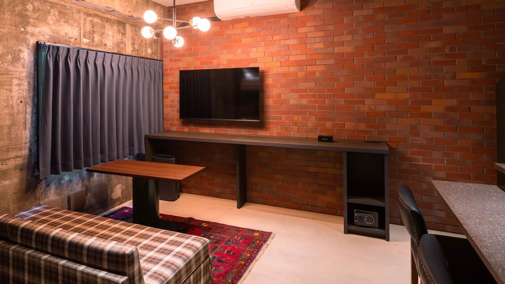 hotel-room-image
