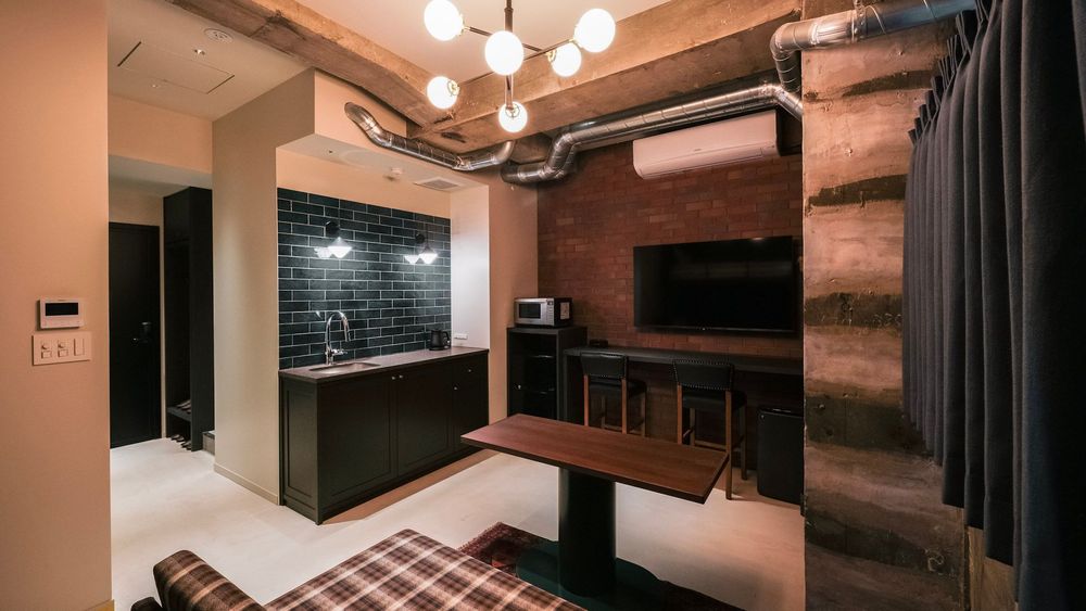 hotel-room-image