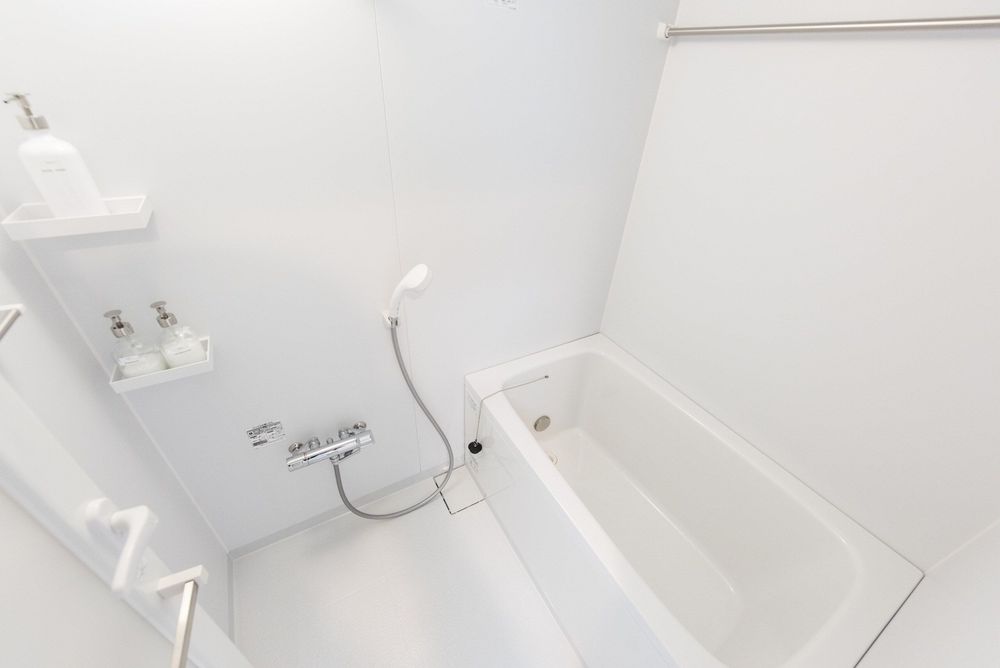 hotel-room-image