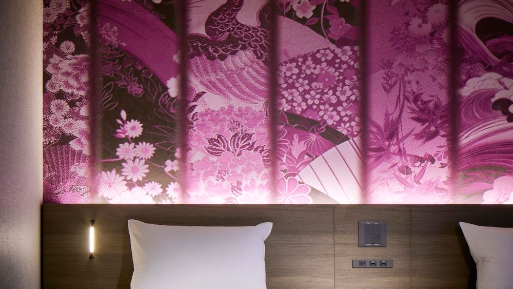 hotel-room-image