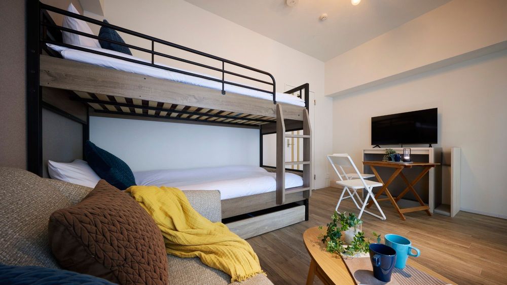 hotel-room-image