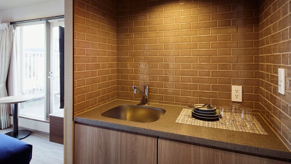 hotel-room-image