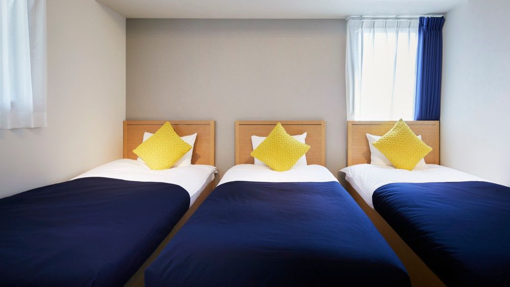 hotel-room-image