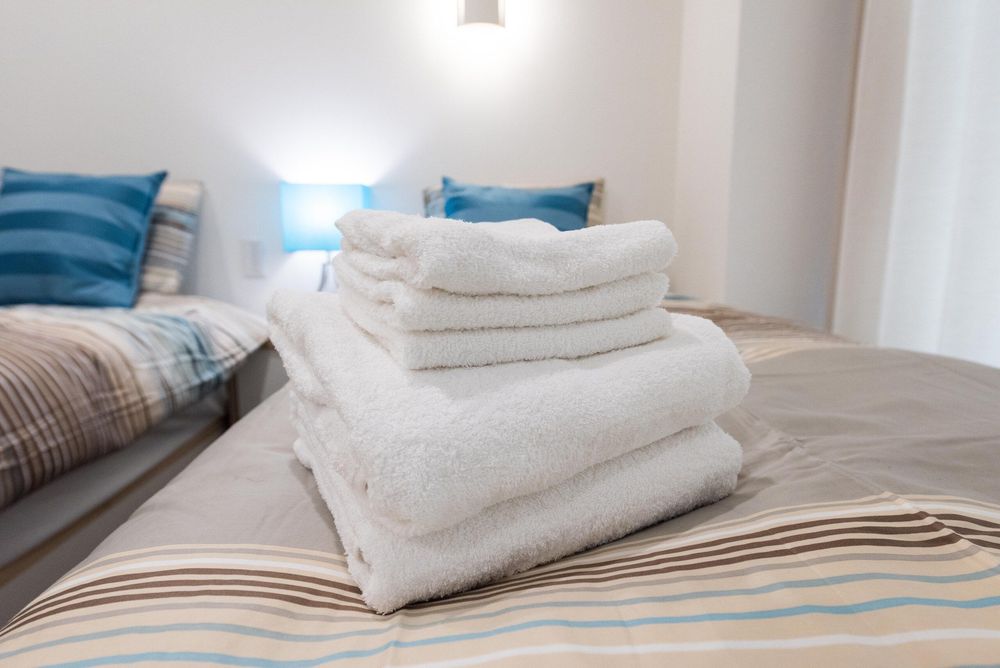 hotel-room-image