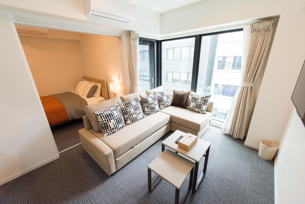 hotel-room-image