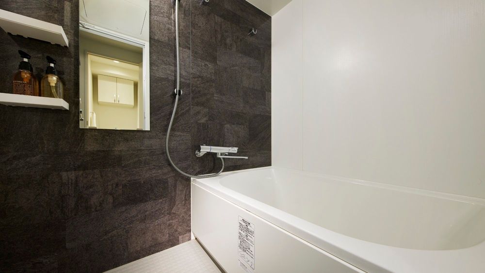 hotel-room-image
