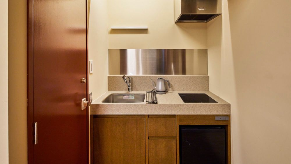 hotel-room-image