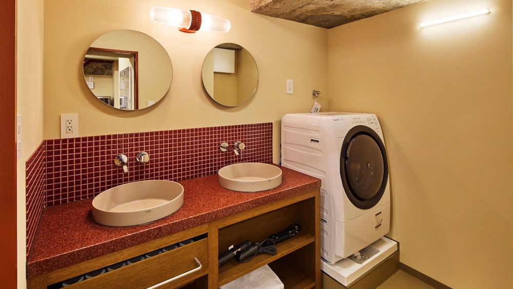 hotel-room-image