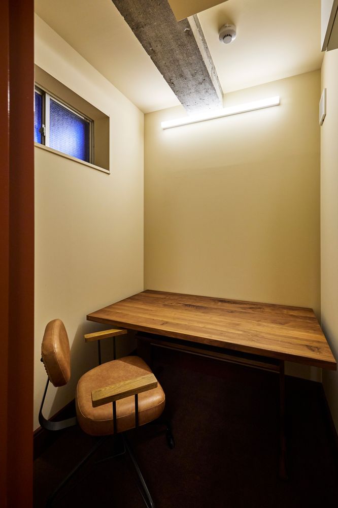 hotel-room-image