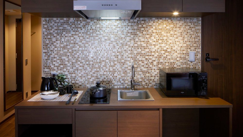 hotel-room-image