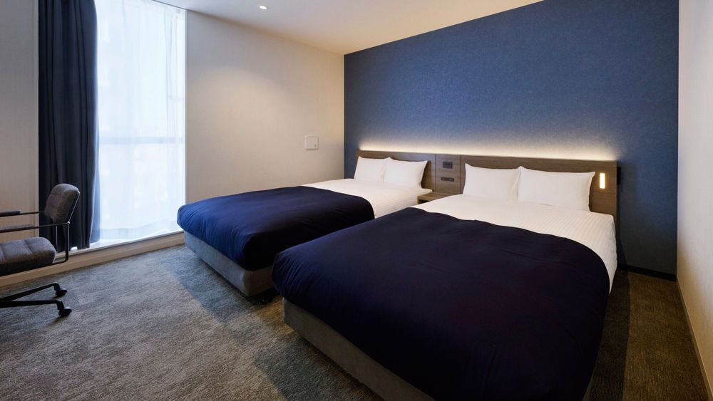hotel-room-image