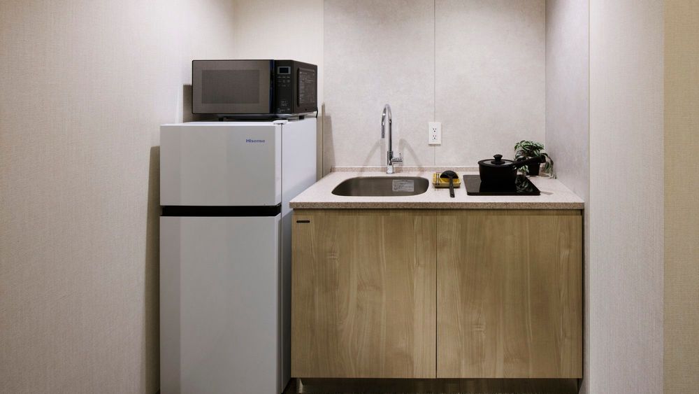 hotel-room-image