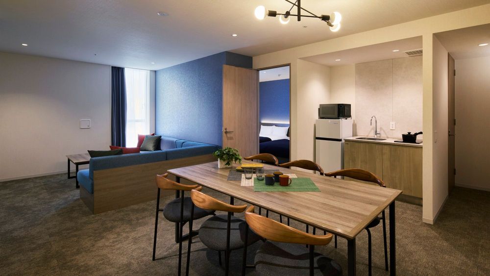 hotel-room-image