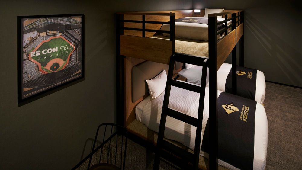 hotel-room-image