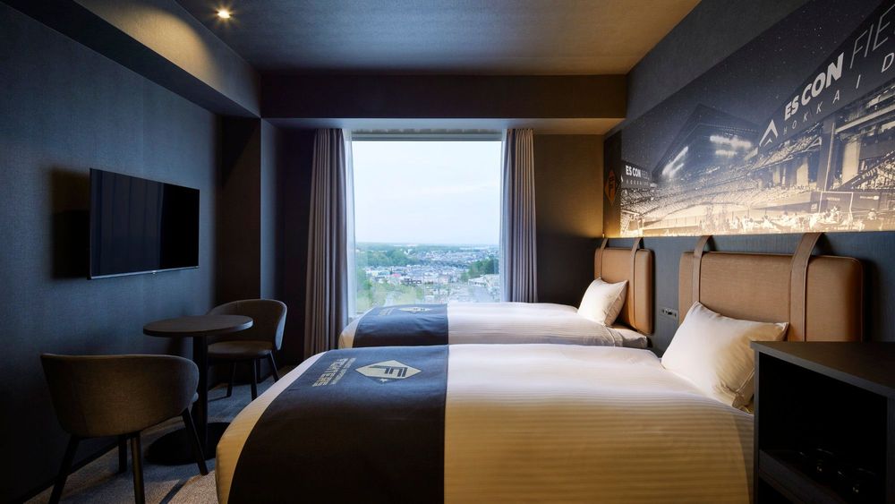 hotel-room-image