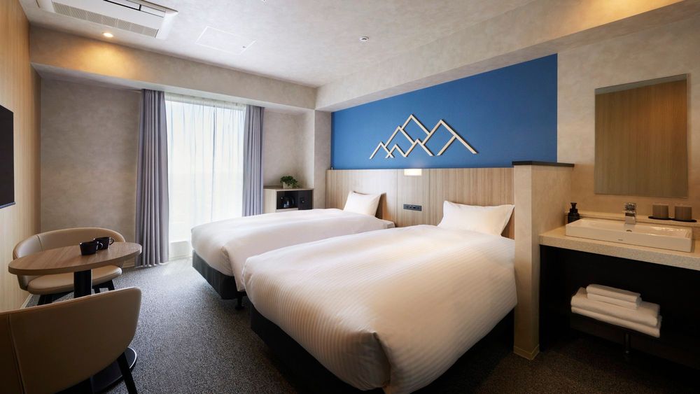 hotel-room-image