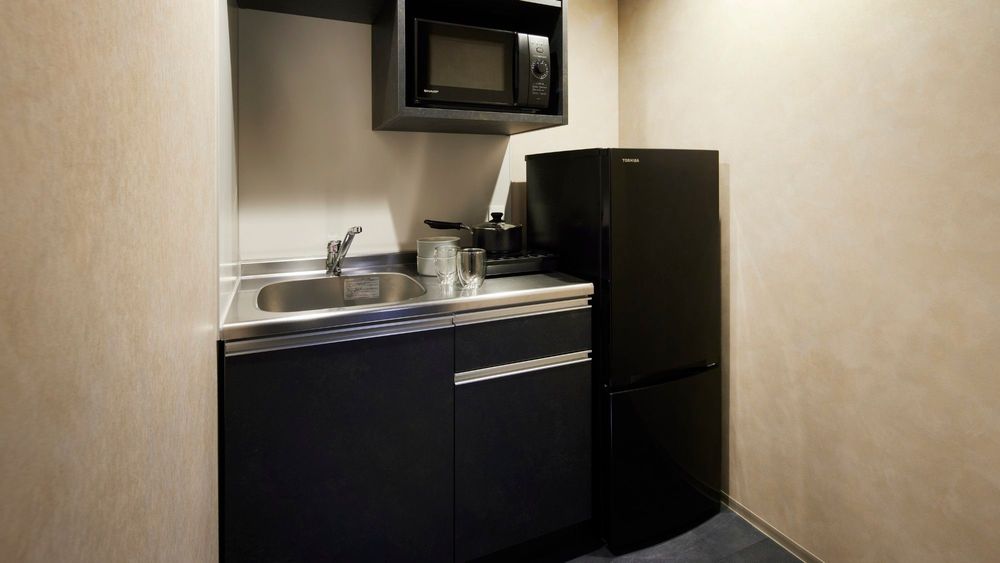 hotel-room-image