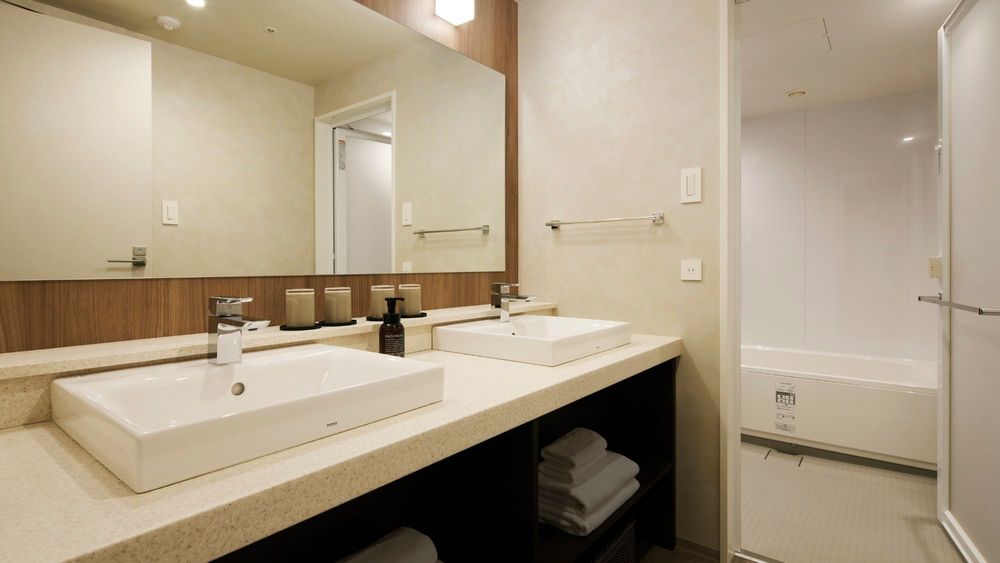 hotel-room-image