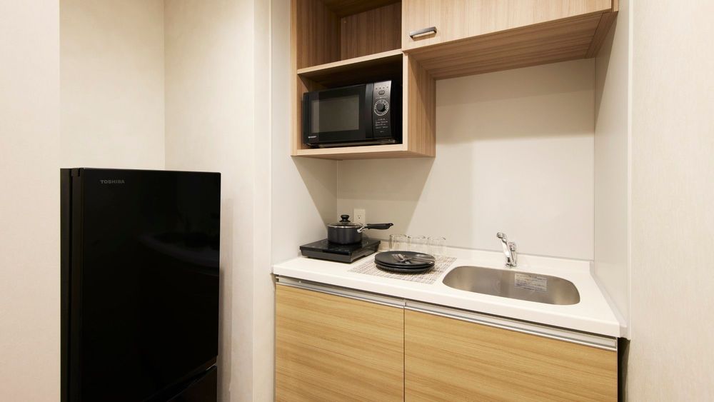 hotel-room-image