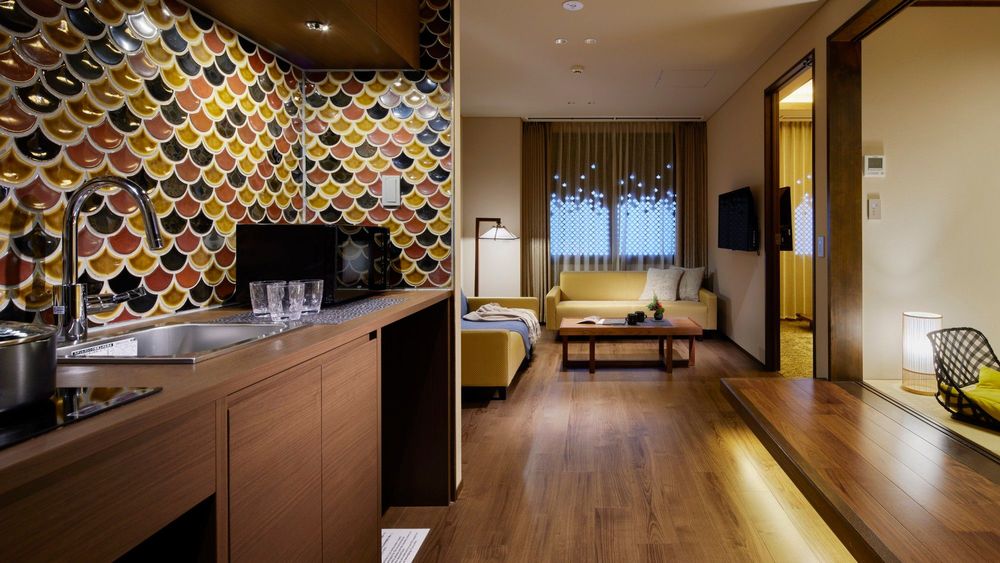 hotel-room-image