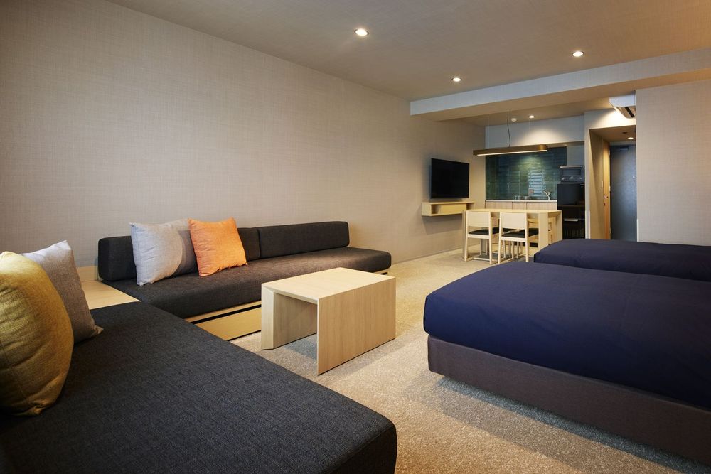 hotel-room-image