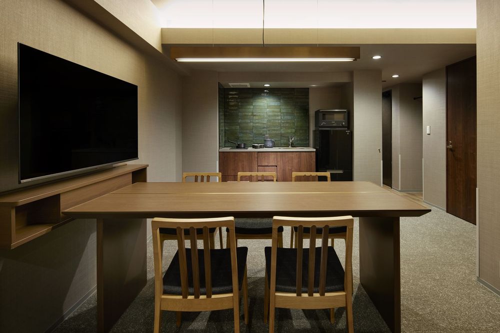 hotel-room-image
