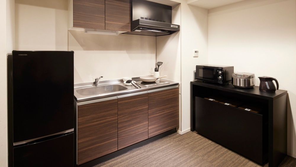 hotel-room-image